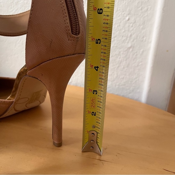 Fergie Pointy Toe 4.5” Heel Gold Ankle Strap Size 10 - Picture 8 of 12